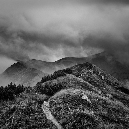 Горы перед дождем