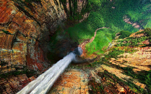 Картина Высокий водопад - Природа 