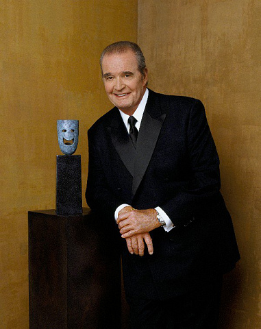 Мужчина в костюме 4