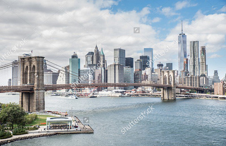 Вид на Бруклинский мост и Манхэттен 