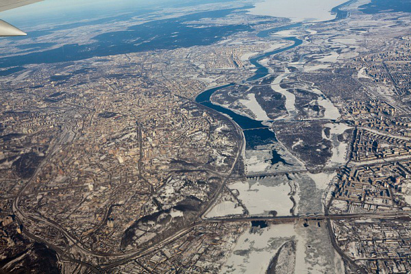 Картина Вид на замерзший Днепр в Киеве - Город 