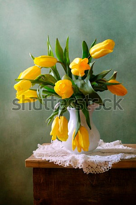Картина Букет желтых тюльпанов в вазе - Цветы 