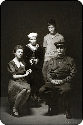 Картина Сім'я військового - Сімейні старовинні 