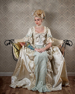 Картина У королівському вбранні - Жіночі старовинні 
