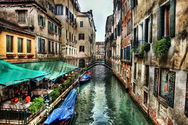 Картина Вузький канал Венеції - Місто 