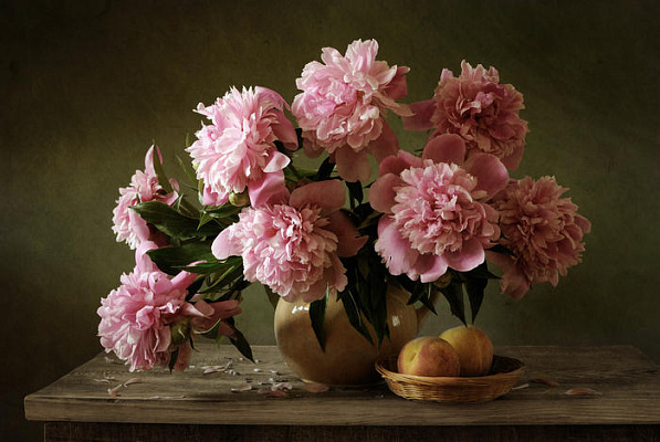 Картина Розовые пионы и персики - Цветы 