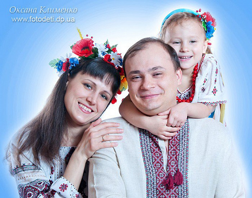 Картина щаслива сім.я_2 - Сімейні національні 