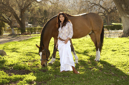 Женщина с лошадью 3