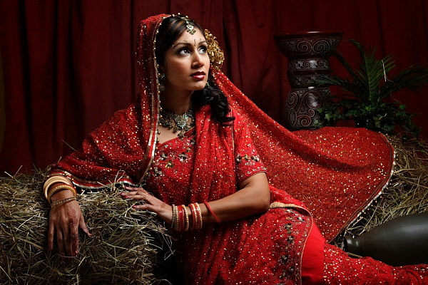 Картина Індіанка у національному вбранні - Жіночі національні 