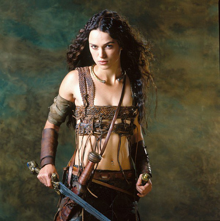 Девушка с мечом