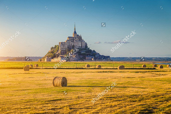 Картина Замок Мон-Сен-Мішель, Франція - Місто 