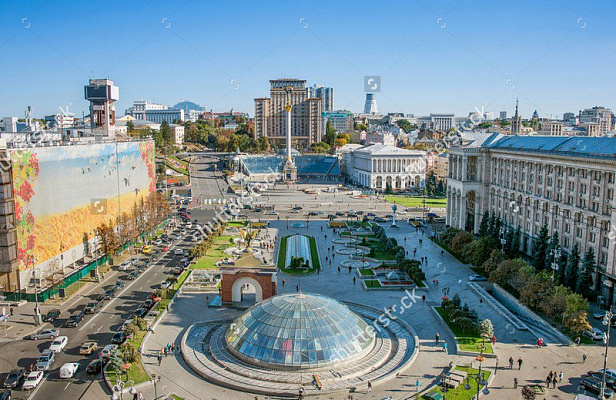 Картина Майдан Незалежності у Києві - Місто 