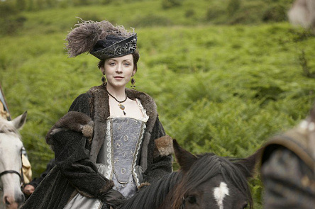 Миледи на коне