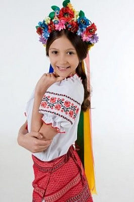 Картина Украинка с венком на голове - Детские национальные 