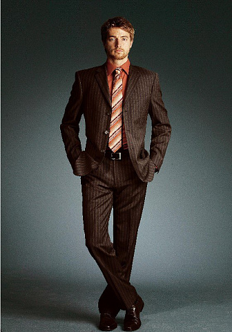 Мужчина в костюме 6