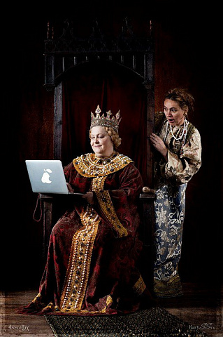 Шутливый образ королевы 2